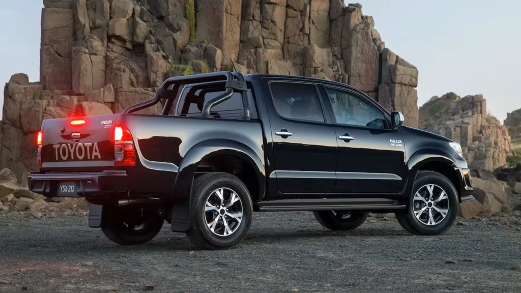 Toyota Hilux Black Edition: Price, Features, and Key Differences 1 Toyota Hilux Black Edition