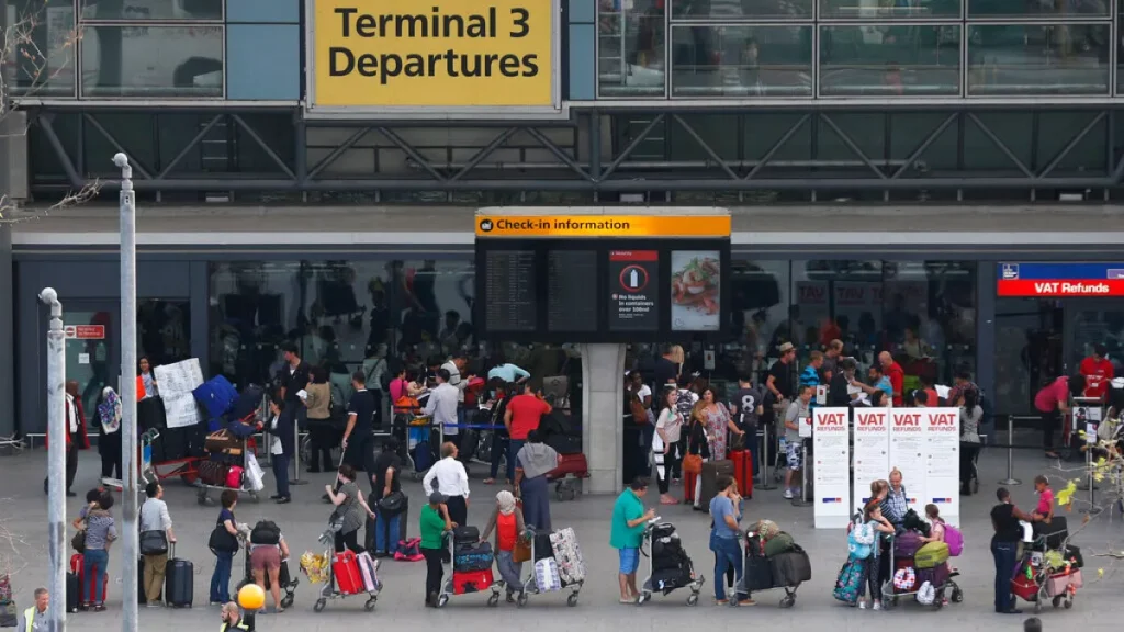 Heathrow Airport Closure: What Passengers Need to Know Amid Flight Disruptions 3 Heathrow Airport