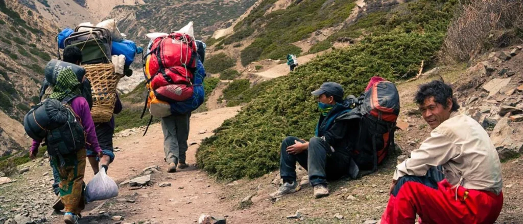 Nepal's New Everest Climbing Rules: Why Experience Above 7,000m Is Now Mandatory 1 Nepali Guides